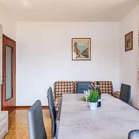 Appartement Elena By Interhome *